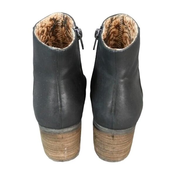 Lucky Brand Black Leather Almond Toe Stacked Heel Ankle Booties size 6.5 - Picture 4 of 7